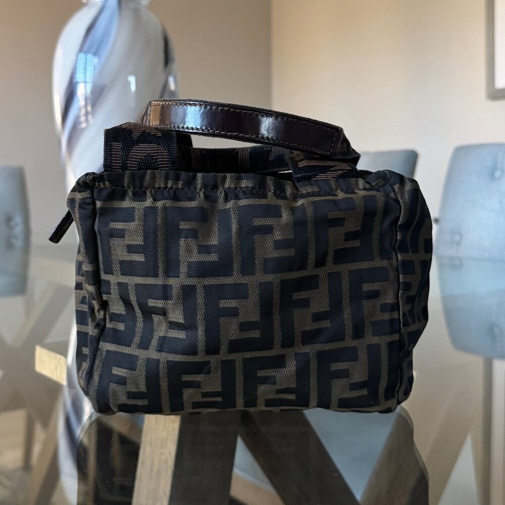 FENDI ZUCCA CANVAS Vintage 1925 Cosmetic Pouch Brown